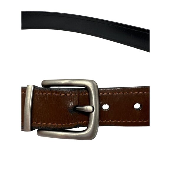 Fossil Leather Belt Black/Brown Silver Tone Logo Buckle Size 38 - Picture 2 of 7